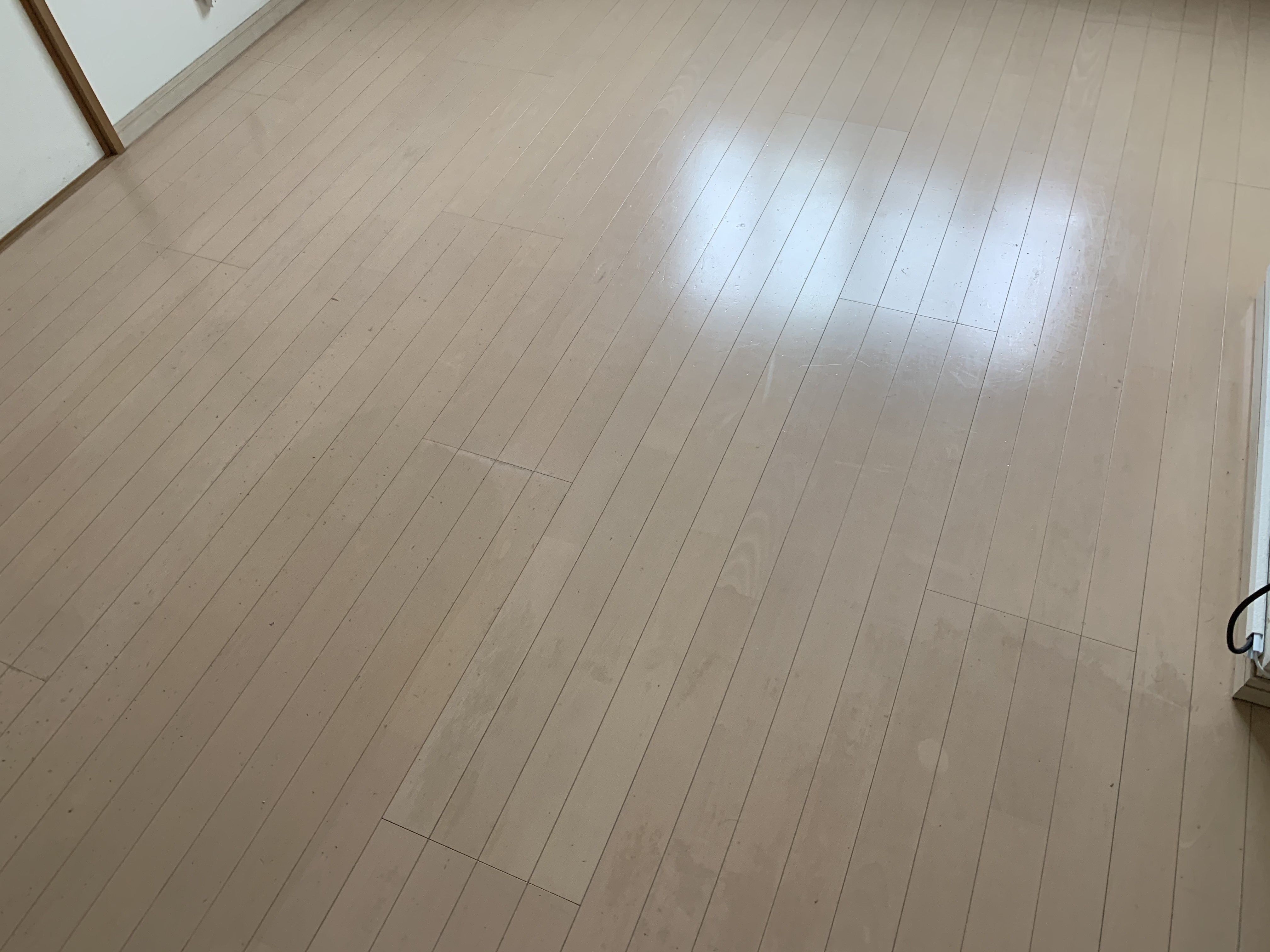 フロアコーティング（シリコン）【床長持ち・美しく】